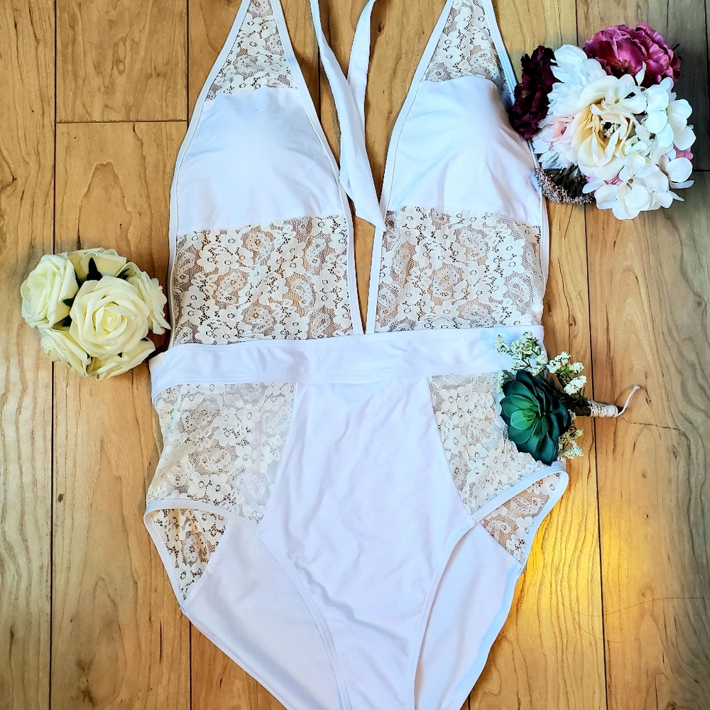 Bodysuit/Swimsuit